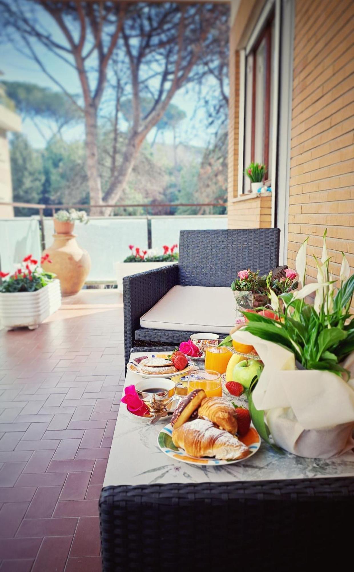 Roma Bema Apartment - Charme E Relax A Due Passi Dal Vaticano Exterior photo